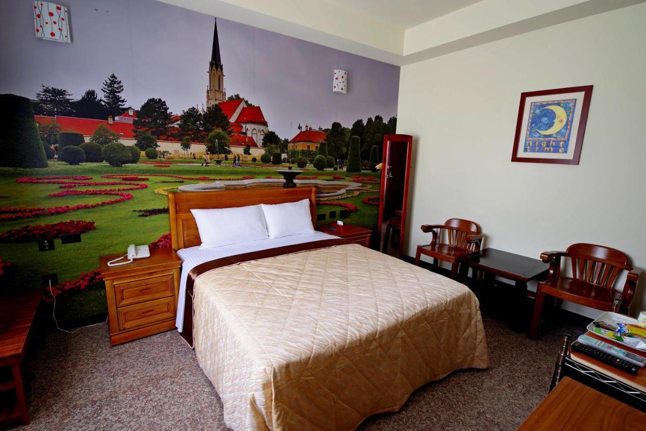 Hongfu Elegant Business Hotel Trung Lịch Ngoại thất bức ảnh